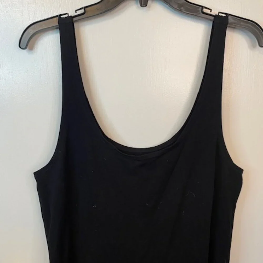 Lou & Grey Long Black Sleeveless dress - Picture 2 of 7